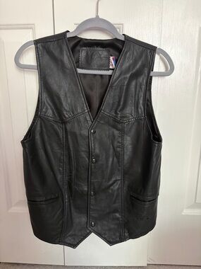 Vintage Black Leather Snap-Front Vest